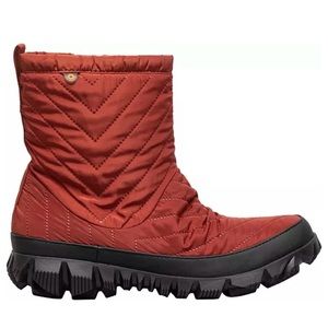 NEW BOGS Women Boots
